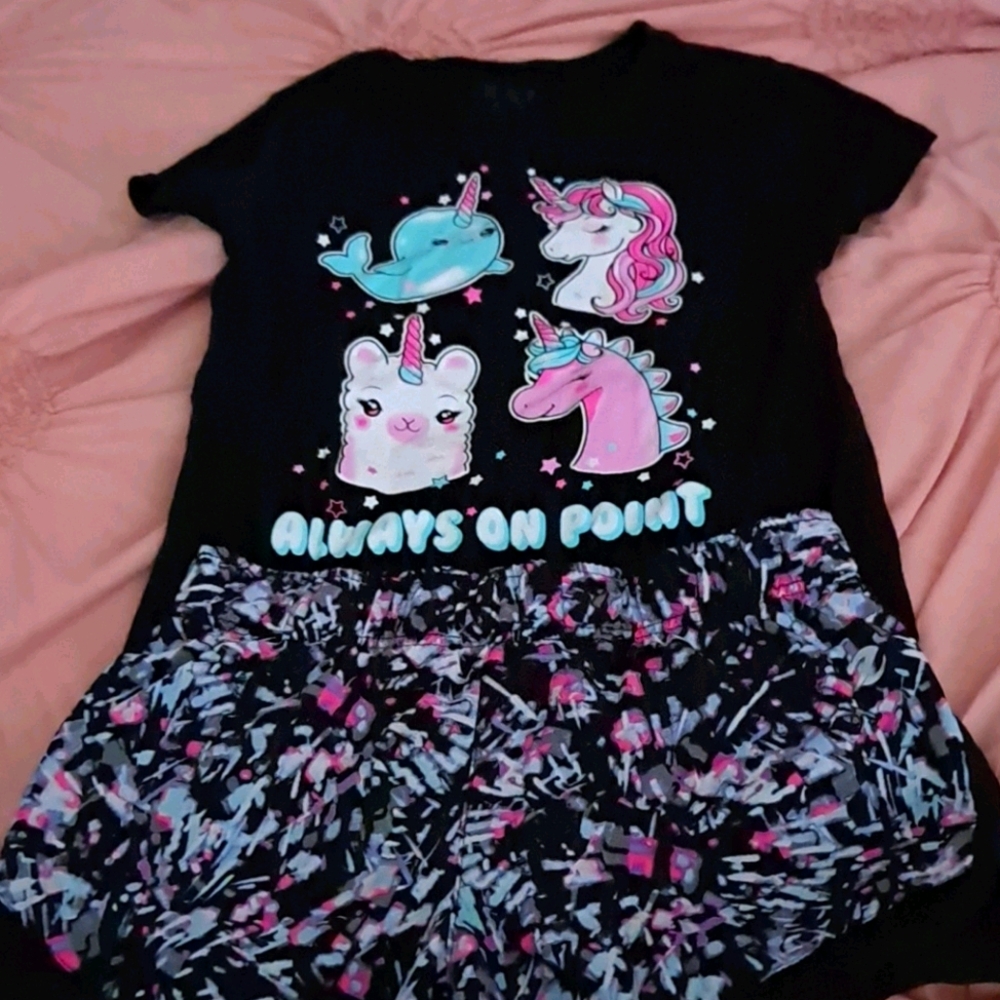 Girls size 7/8 top and bottoms